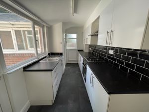 Kitchen - click for photo gallery